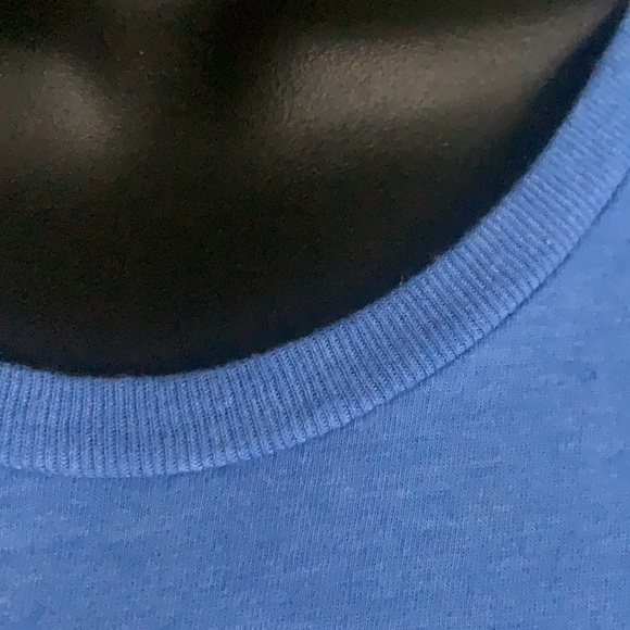 🔵Very Important Tee District - Top - Picture 6 of 11